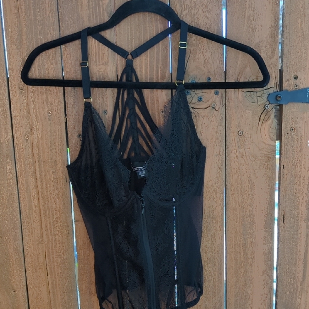 Victoria's Secret Black Lace Corset Bra with Underwire Cups Unlined